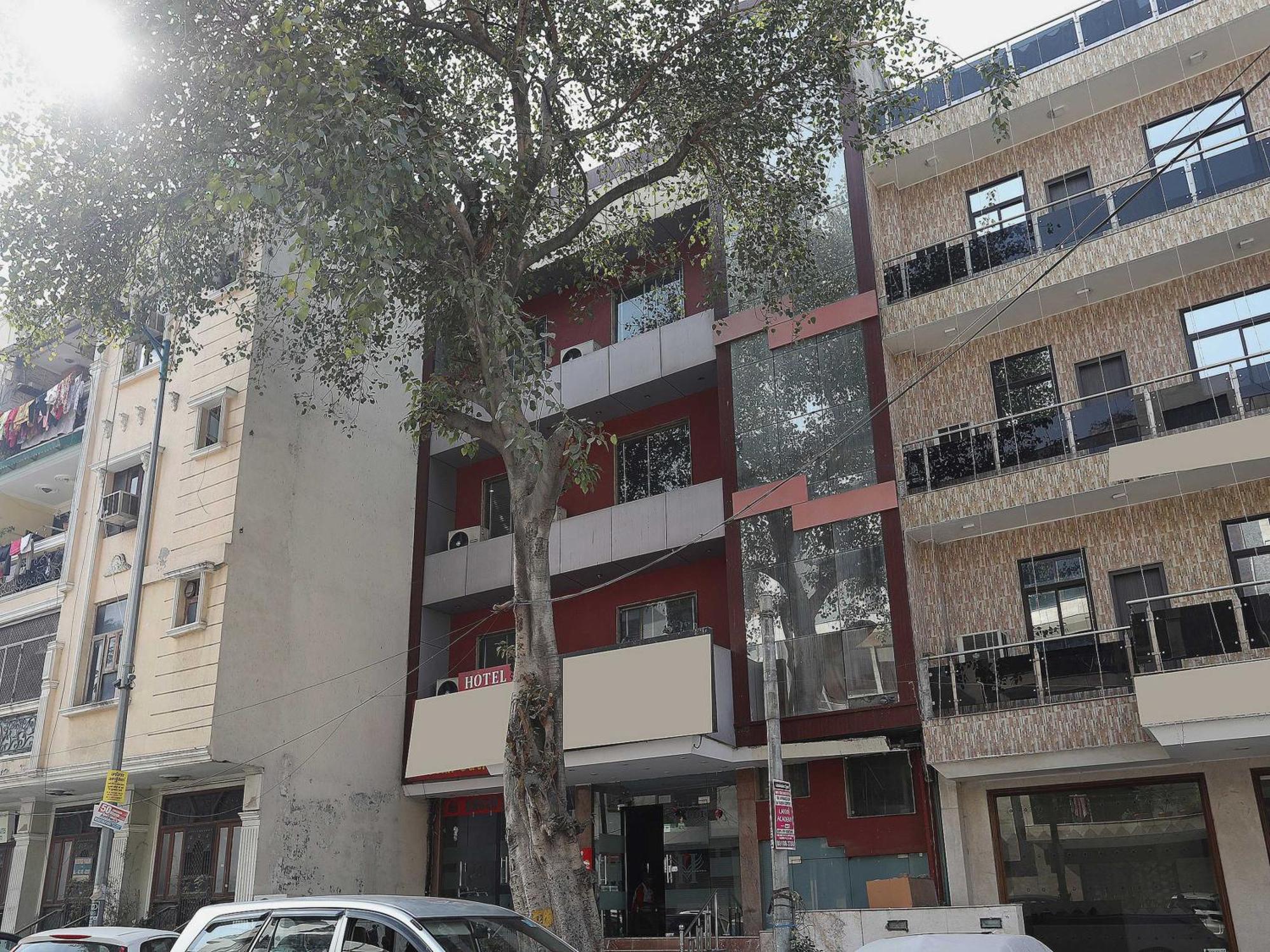 Oyo Hotel Vedas Heritage Deli Exterior foto